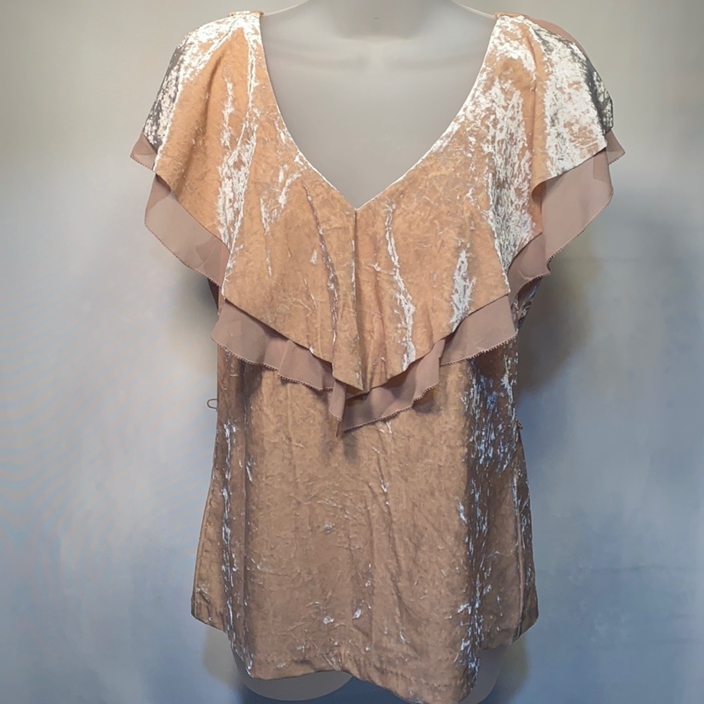 White House Black Market Top